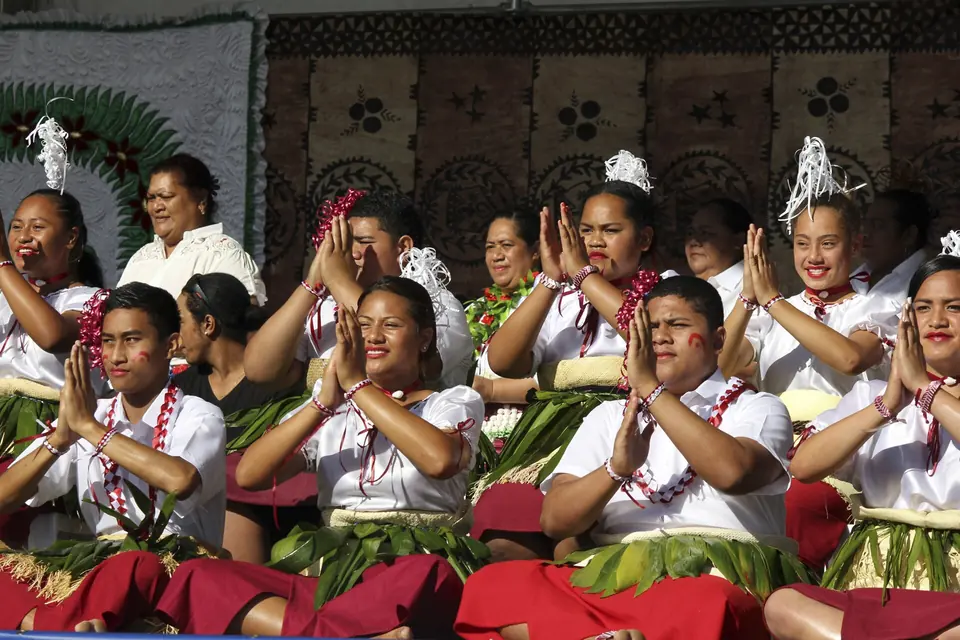 Kia Aroha College Tongan group performing Ma'ulu'ulu at ASB Polyfest