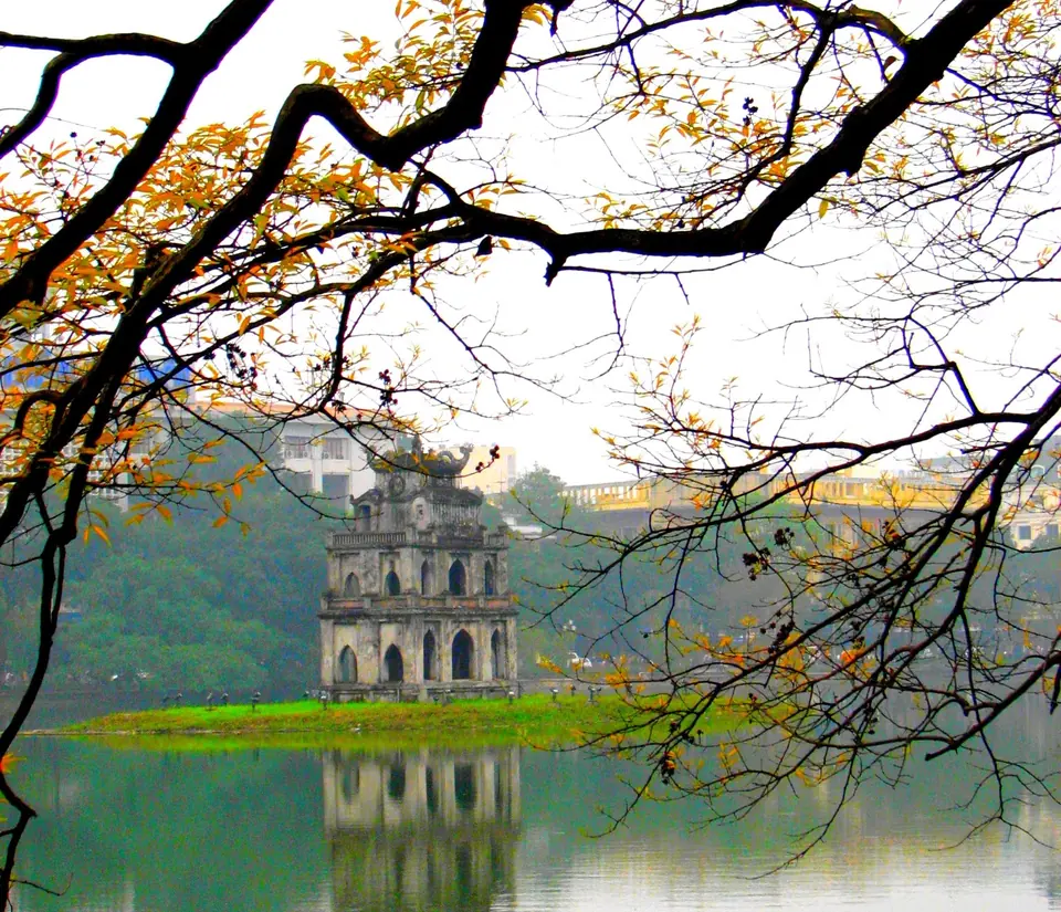 Lac Hoàn Kiếm, Hanoï