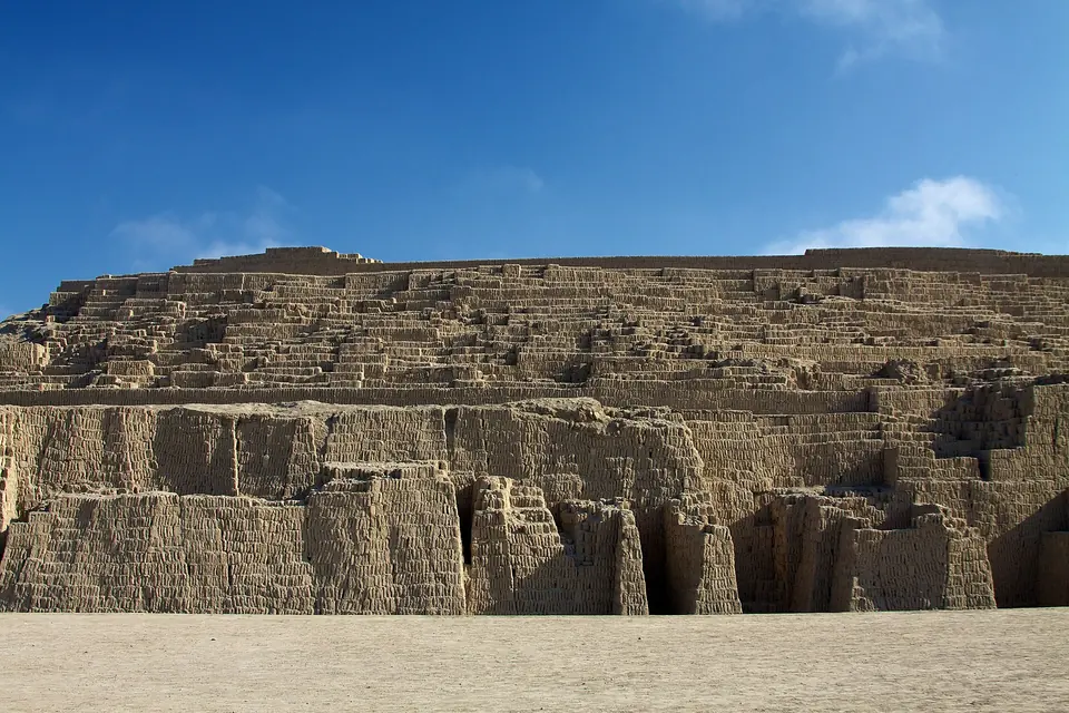 Huaca Pucllana, Lima