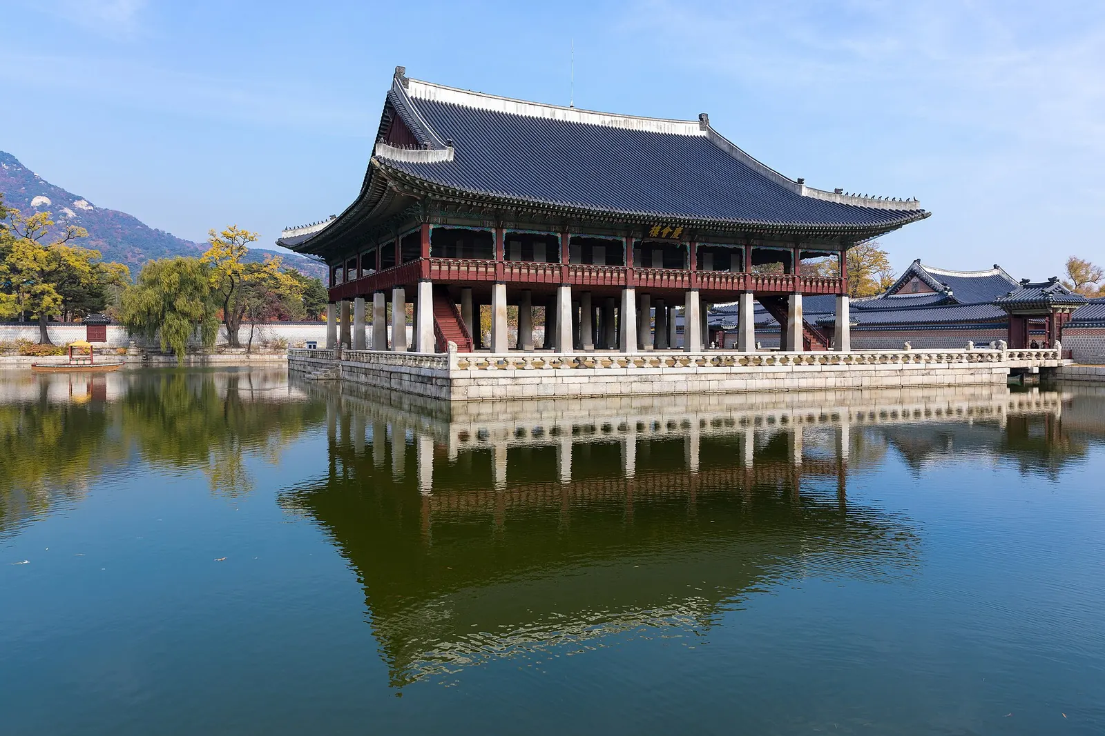 Gyeonghoeru pavilion reflected in its pond at Gyeongbokgung Palace, Seoul